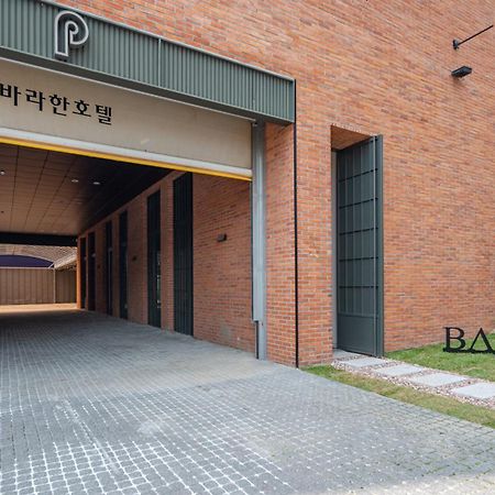 Hotel Barahan Jeonju Exteriör bild