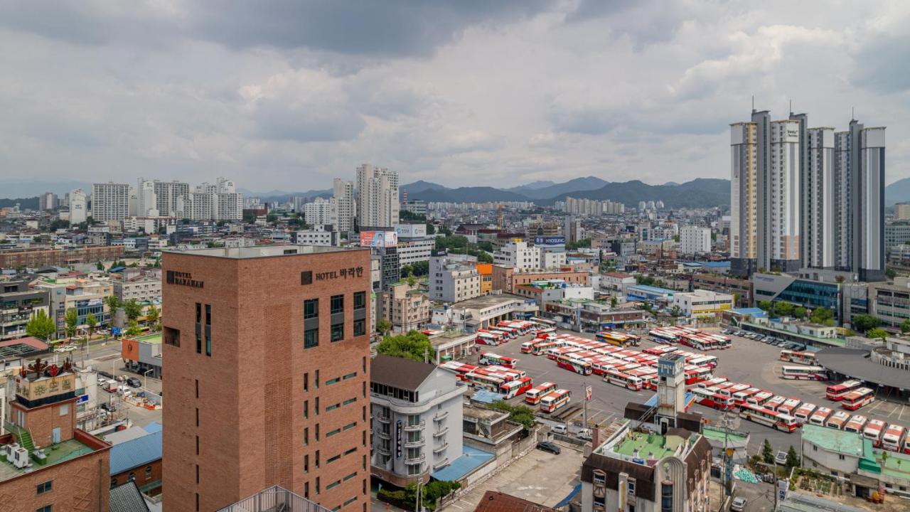 Hotel Barahan Jeonju Exteriör bild