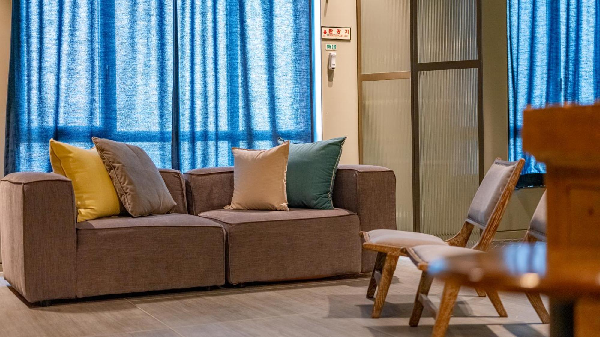 Hotel Barahan Jeonju Exteriör bild