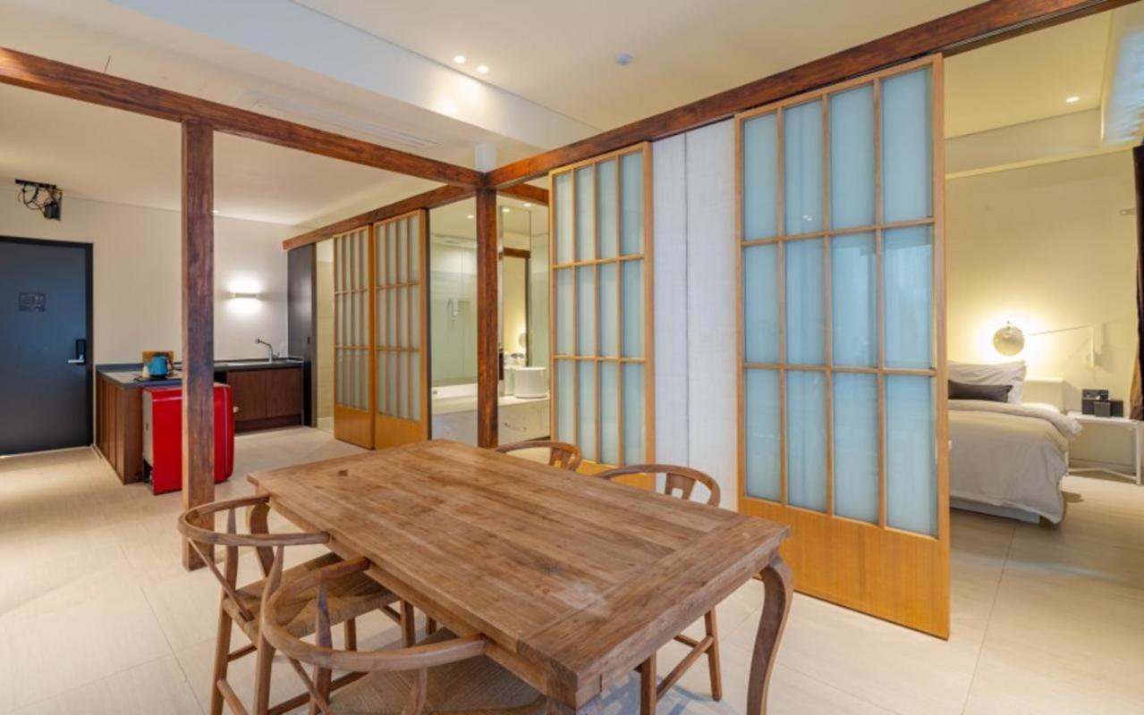 Hotel Barahan Jeonju Exteriör bild