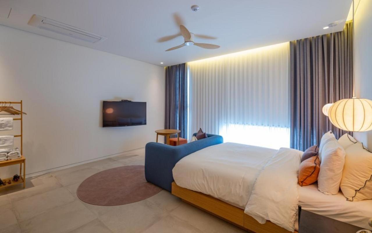 Hotel Barahan Jeonju Exteriör bild